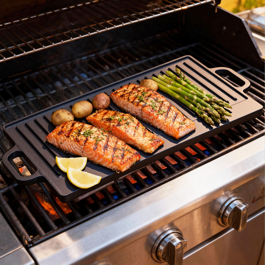 TOQUE 49.5cm Reversible Cast Iron Griddle Pan | Pre-Seasoned BBQ Grill Plate for Gas, Induction & Oven - Image 8