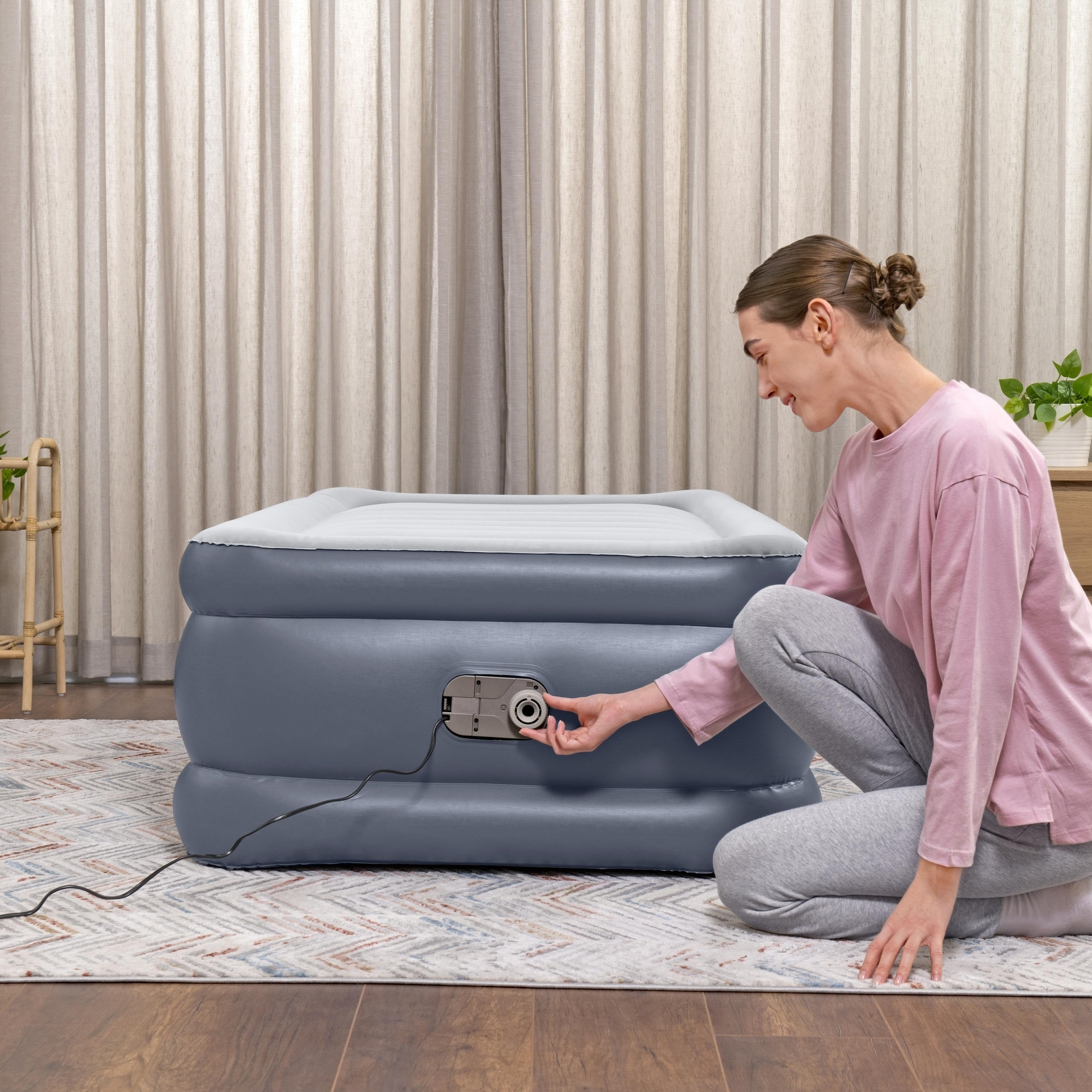 Bestway Tritech Twin Air Mattress with Built-In AC Pump, 1.91m - Image 6